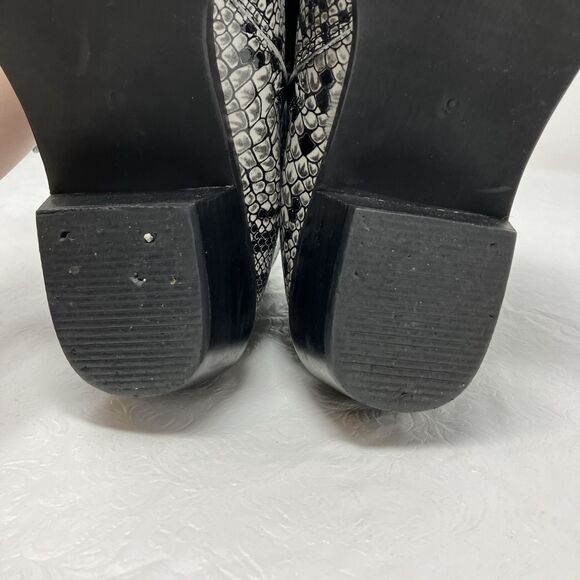 Women's Black and Gray Ankle Boots - Picture 8 of 12